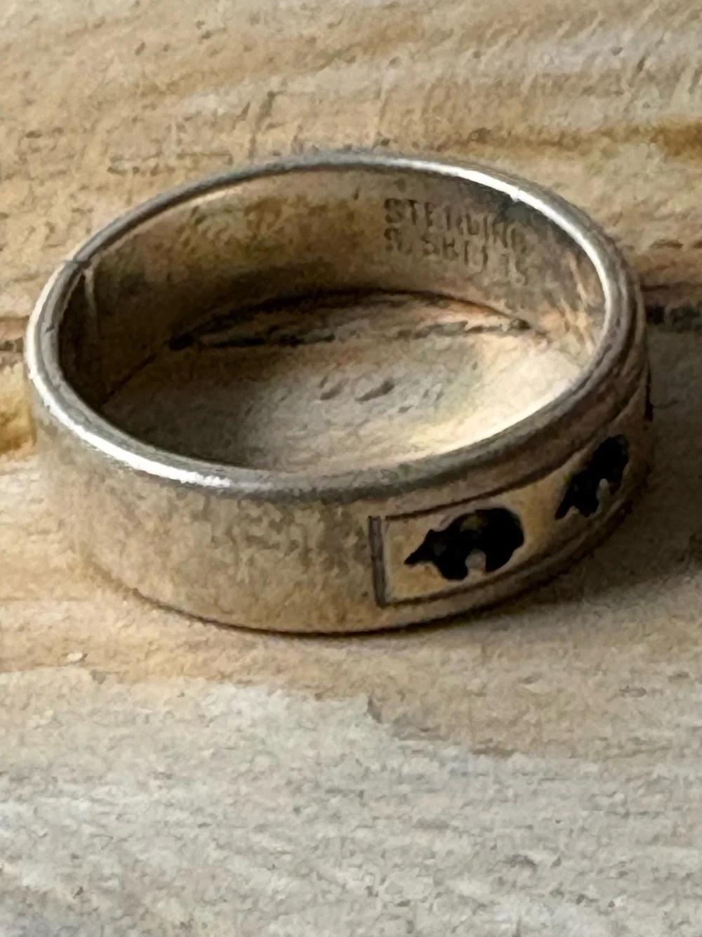 Sterling Silver Vintage Zuni Bear Band Ring